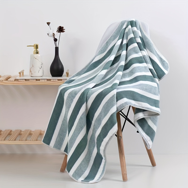 

1pc Striped Polyester Bath Towel - Quick-dry, Absorbent & For Luxurious Bathroom, Beach, Spa