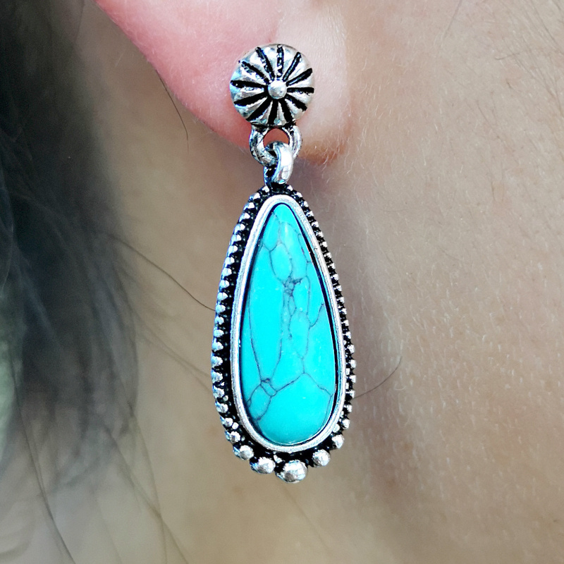 

1 Pair Of Stylish Long Women's Earrings Trend Turquoise Earrings Creative Drop-shaped Turquoise Exaggerated Earrings