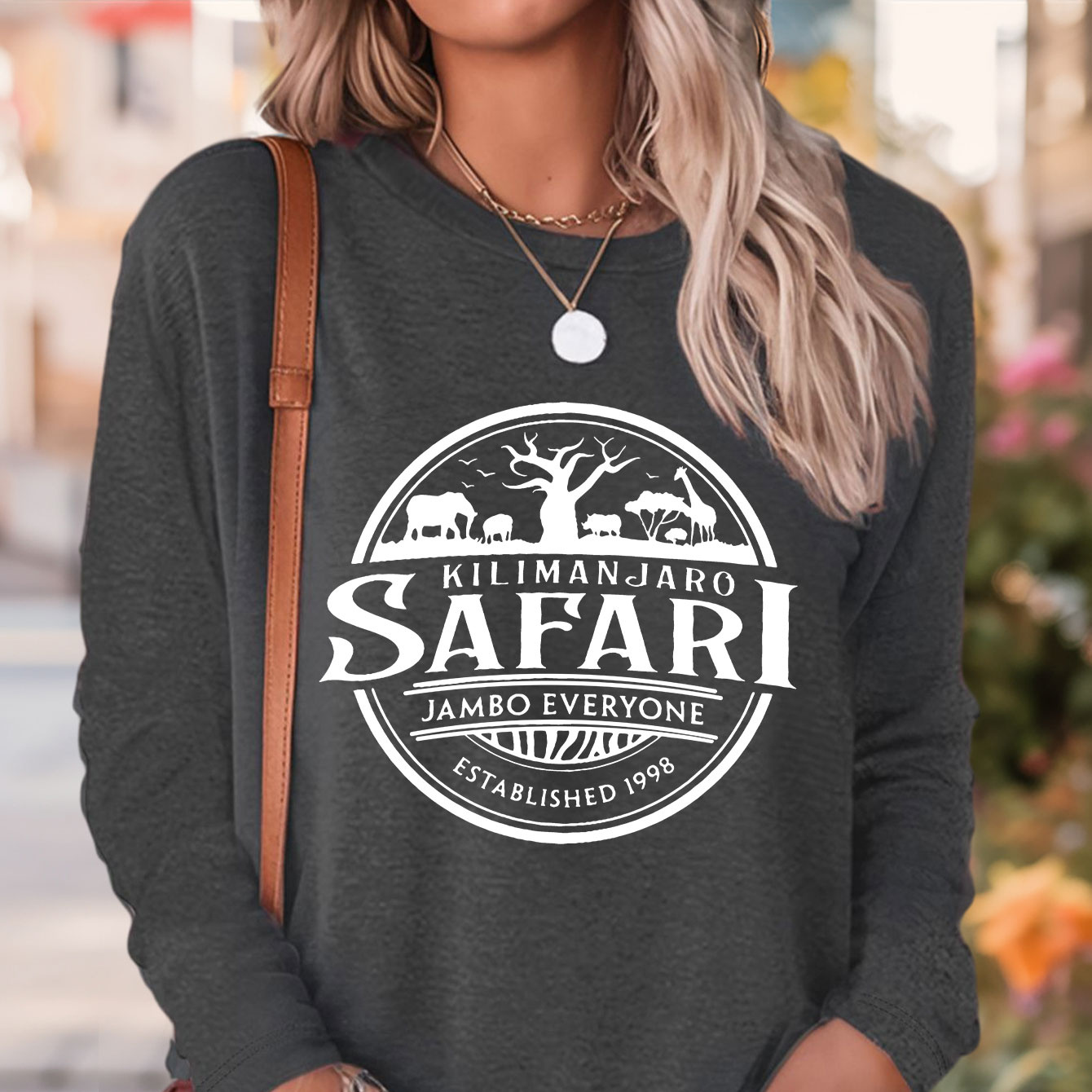 

Kilimanjaro Safari Jambo Everyone Graphic Long Sleeve T-shirt For Women - Casual Crew Neck Polyester Blend Tee For Fall/winter