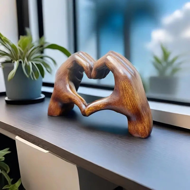 Image of 1pc Heart-shaped Handcrafted Resin Sculpture - Elegant Hearts Art, Abs Desktop Decor For , Perfect Mother’s Day Or Christmas Gift, Home Accent Piece | Heartshaped Decor | Finish