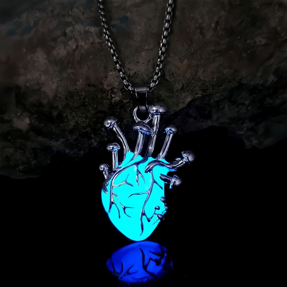 

Glowing Human Heart Pendant Necklace Unisex, Alloy Punk Hip-hop Jewelry, Stainless Steel Chain, Fashion Statement Accessory For Halloween Party Costume, Gift Idea