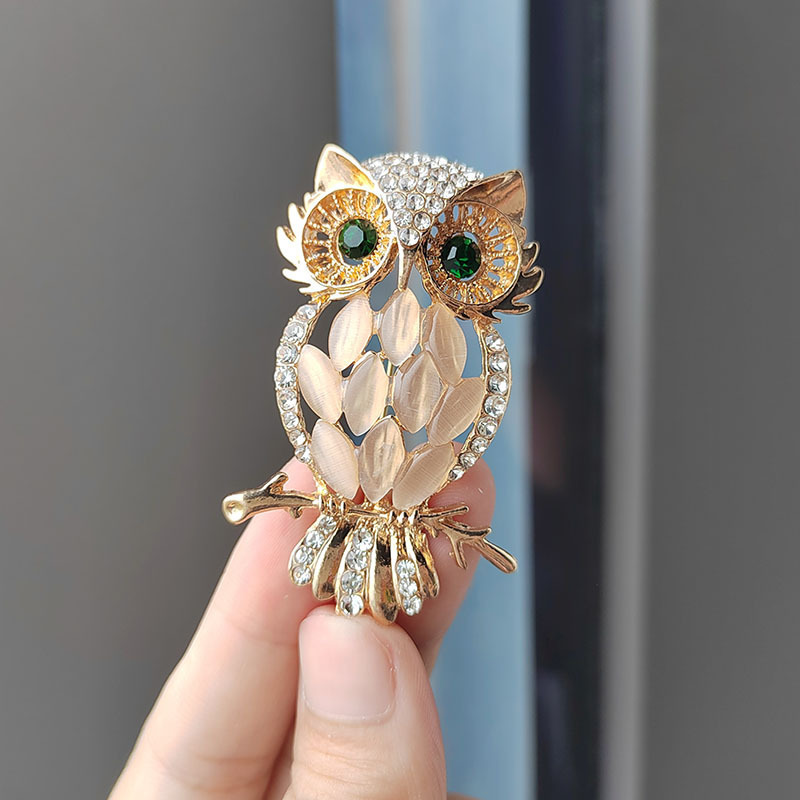 

Chic Vintage-inspired Owl Brooch With Sparkling Rhinestones - Fashion Accessory