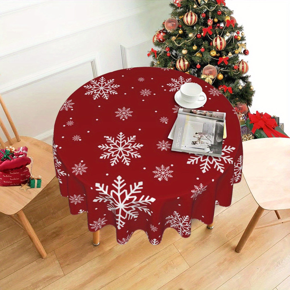 

Nappe Ronde Rouge à Motif 1pc - Résistante aux Taches, Lavable en Microfibre pour Fêtes d'Année & Décoration Maison, Cadeau Parfaite