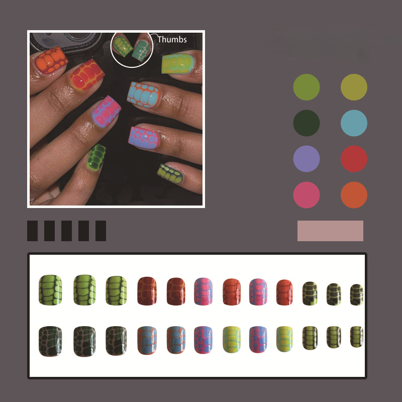 

24 Pieces Of Fashion Short Polka Dot Crocodile Finished Wear Color Design Fake Nail Nail Nail For Women