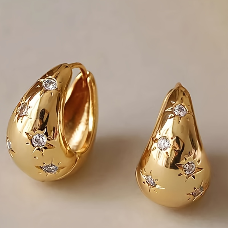 TEMU A Pair Of Plated Star - Designed Hoop Earrings For Women: Chunky Geometric Banquet Jewelry Embellished With Sparkling Cubic Synthetic Zirconia,