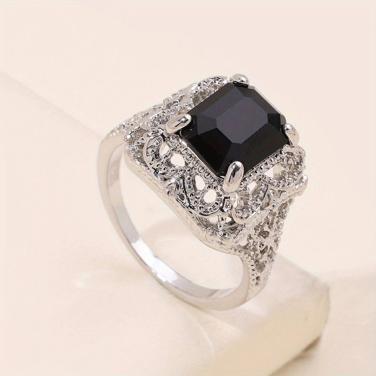 

1 Pcs Zircon Ring Classic Women's Holiday Ring Anniversary Ring
