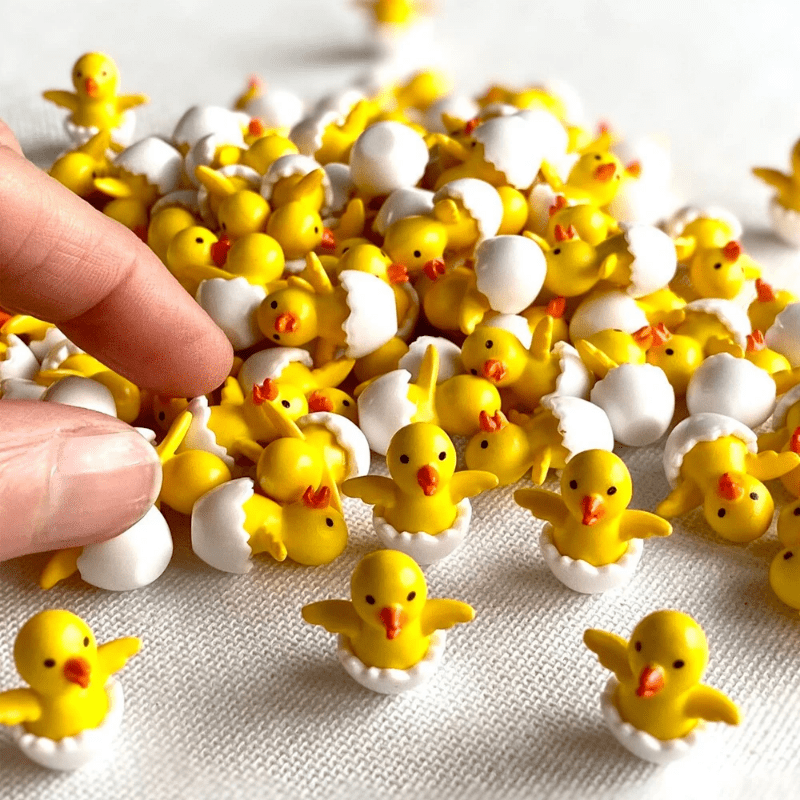 

6pcs Miniature Resin Chick Figurines, Indoor & Outdoor Handcrafted Garden Animal Decor, No Electricity Needed, For Room Types