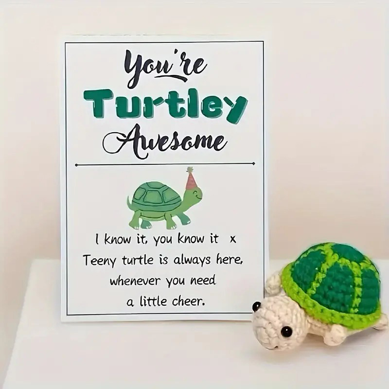 

1pc Handmade Crochet Turtle Figurine, Fabric Amigurumi Turtle Ornament For Home Decor, Party Favors, Graduation, Birthday Gifts, Keychain Accessory With Inspirational Print