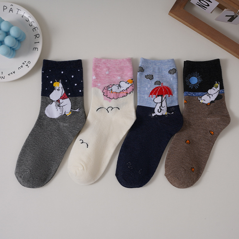 

New Mid-tube Women's Socks Cartoon Ladies Cotton Socks Funny Creative Fashion Socks