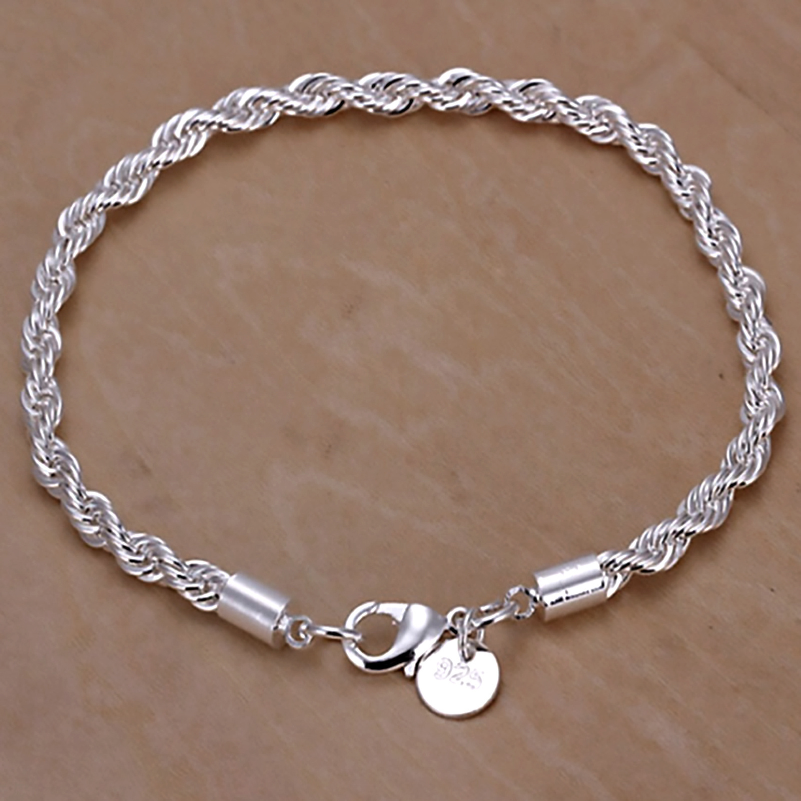 

A 925 Sterling Silver Twisted Bracelet With A Length Of 7.87 Inches, Designed For Women, With A Bracelet Pendant And A Party Jewelry Clasp.