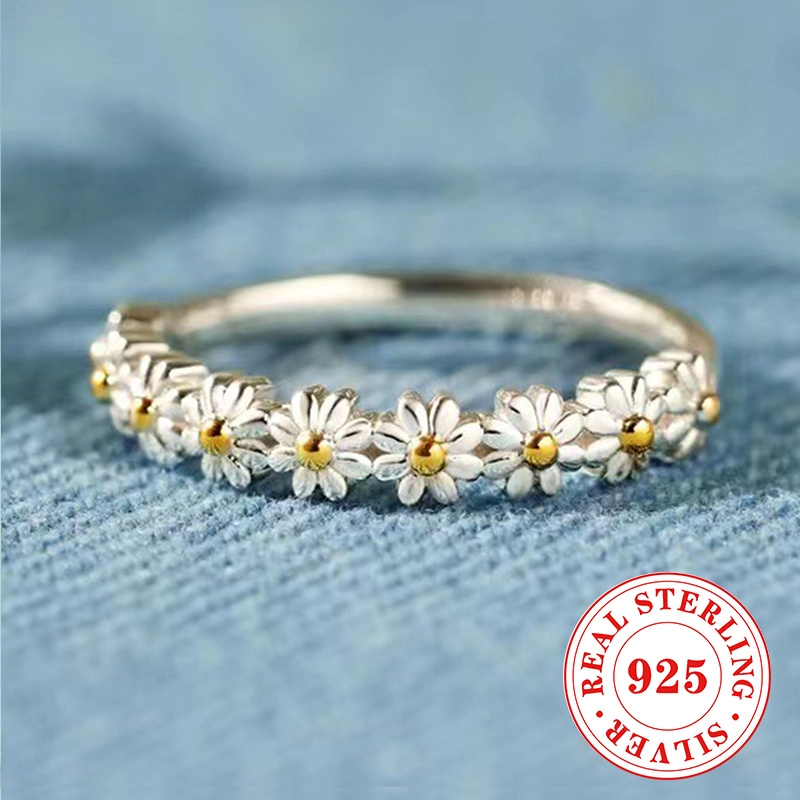 

S925 Silver Ring Little Daisy Fresh Design Plated With 18k Gold Plated Symbol Of Beauty And Sunshine High Quality Gift For Female