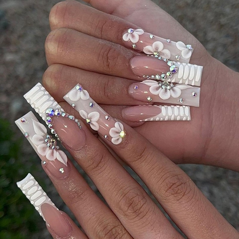 

French Square Glossy Pink Full Cover Press On Fake Nails With White Flower Patterns Rhinestone Decor Reusable Stick On Nails Artificial Nails 2 Sets
