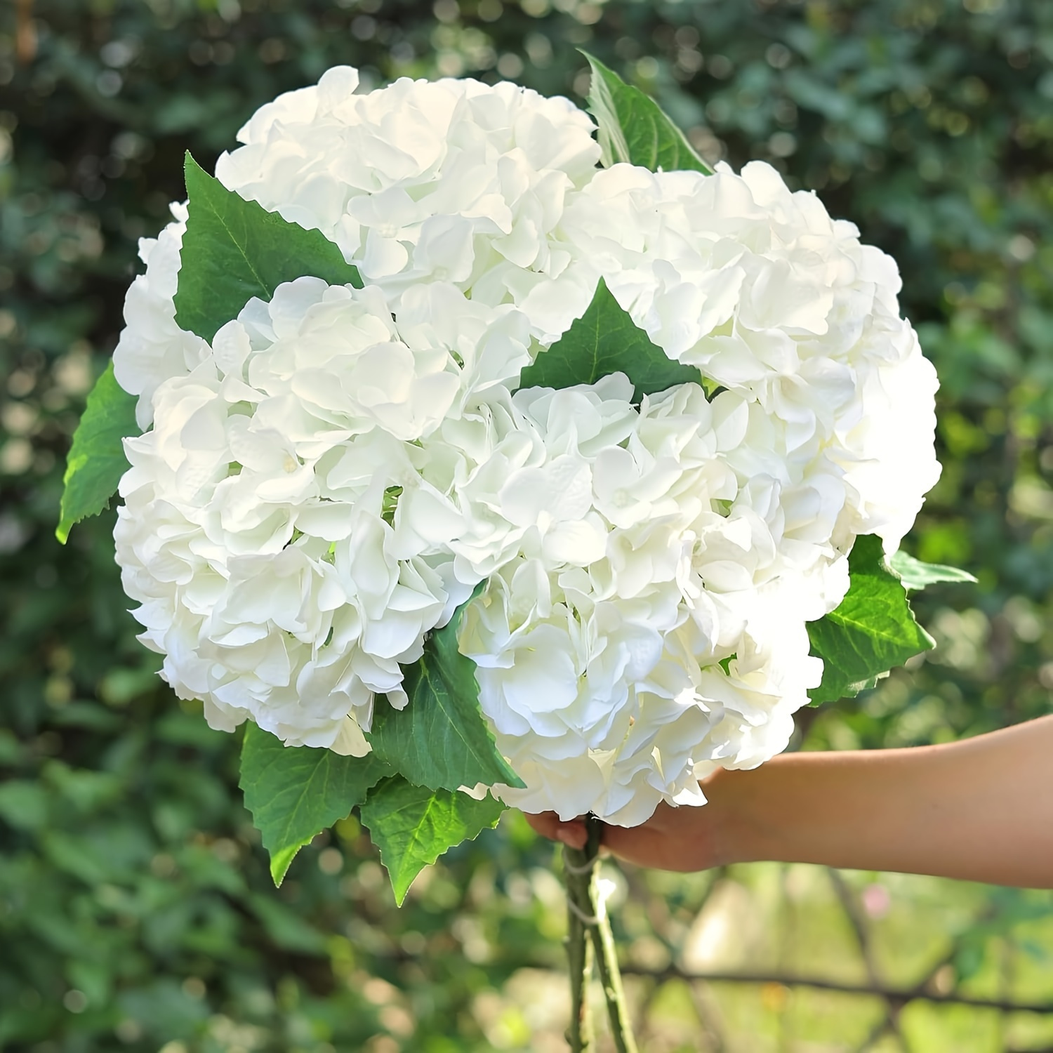 

4pcs Elegant White Artificial Hydrangea Flowers - Realistic Touch Floral Arrangement For Home & Wedding Decor, Embroidered Ball, Dining Table Center Decoration