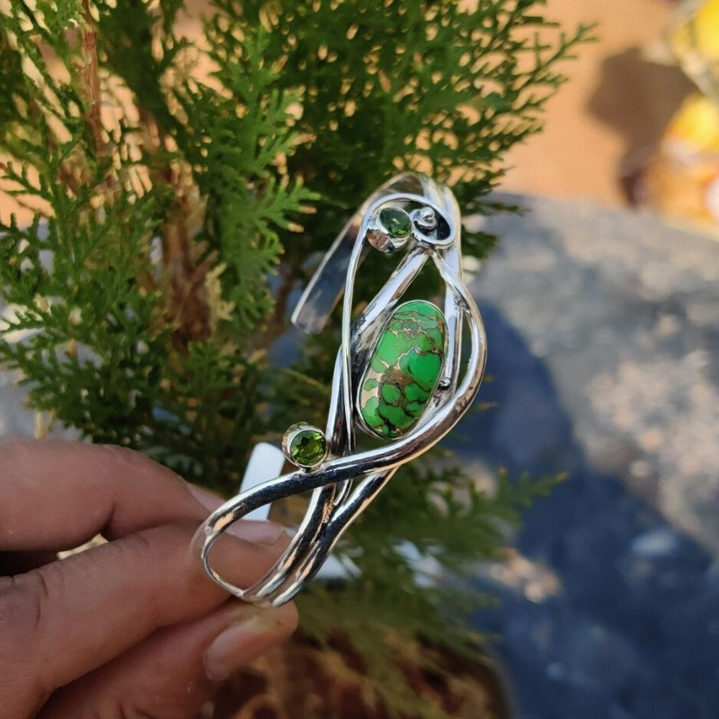 random main stone   fashionable retro and gorgeous green turquoise open bracelet for ladies is perfect for anniversary and birthday gifts parties and parties