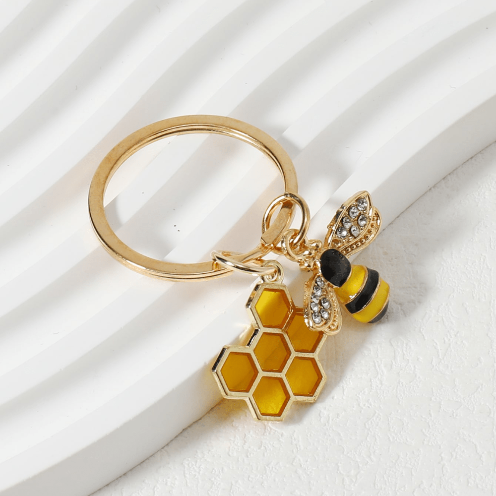 

1pc Bee & Honeycomb Shaped Keychain With , Cute Animal Pendant, Lovely Dangle Key Ring, Gift For Students