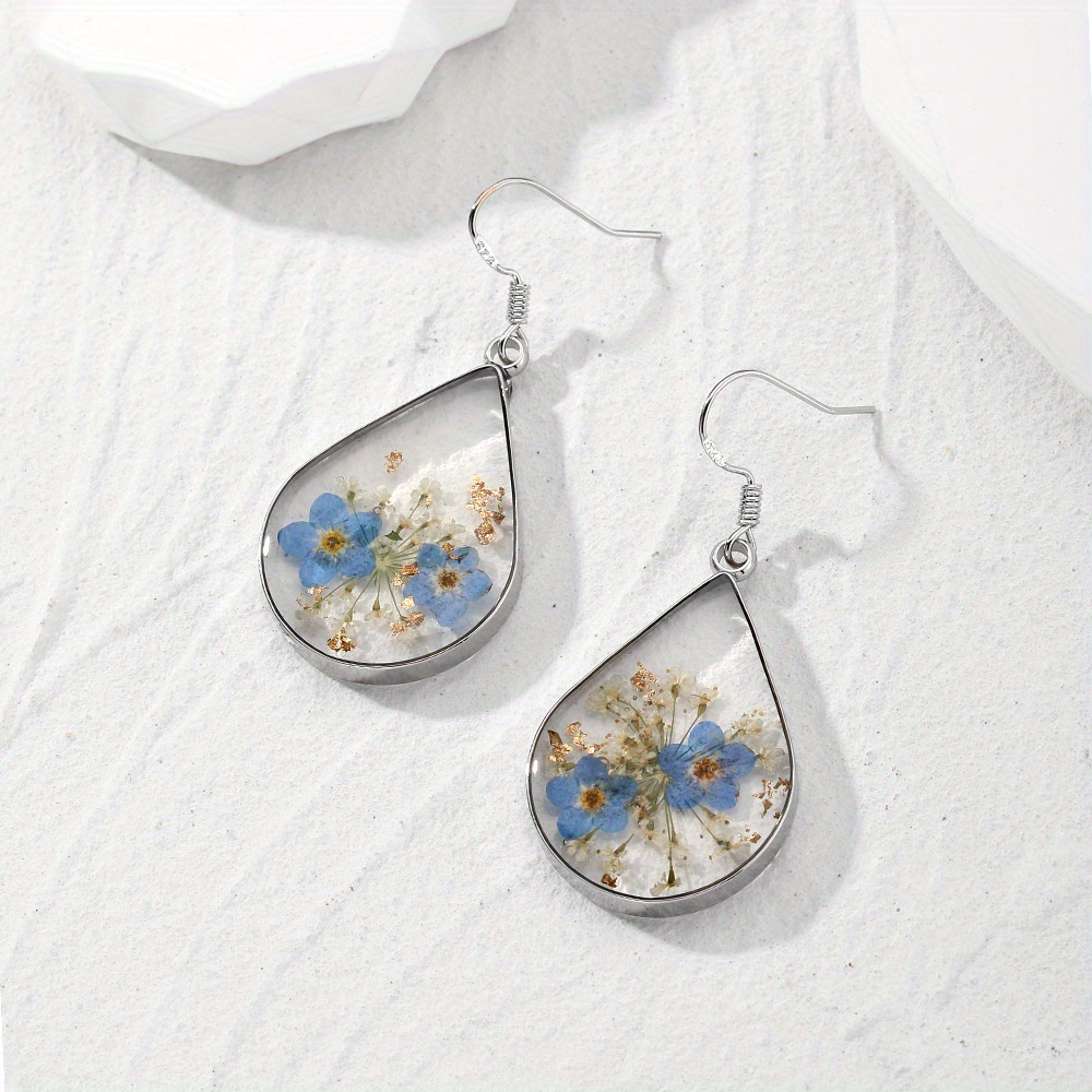 

1 Pair - Hot Selling Daisy Dried Flower Ornament Drop-shaped Epoxy Colored Flower Earrings