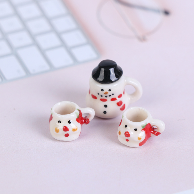 

Miniature Christmas For Dollhouses - 1:12 Scale White Ceramic Cups & Pot, Perfect Dollhouse Accessory