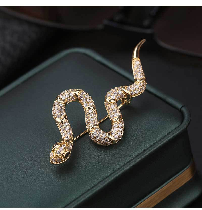 ESSHPULE Luxury Rhinestone Snake Brooch - Vintage-Inspired Glass Pin for Women's Dresses, Perfect for Parties & Casual Attire details 1