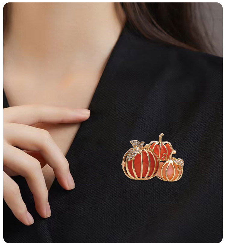 zamonaviy emalli Xellouin qovoq broshli pin, yangi o'simlik shaklidagi korsaj, uniseks uchun, porloq bayramona kechki ziyofat aksessuari, tafsilotlar 3