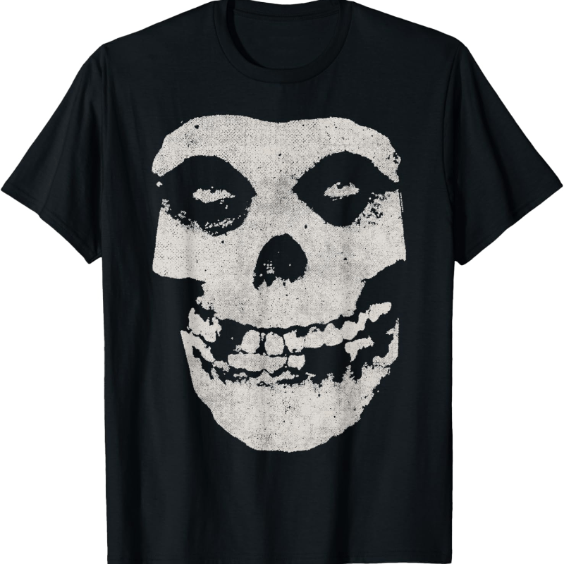 

– Distressed Skull T-