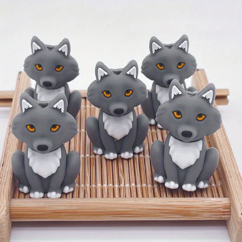 

5pcs New 3d Gray Wolf Keychain Set: Silicone Beading Charms For Diy Crafts And Jewelry - Pen Toppers, Bracelet Accessories, And More