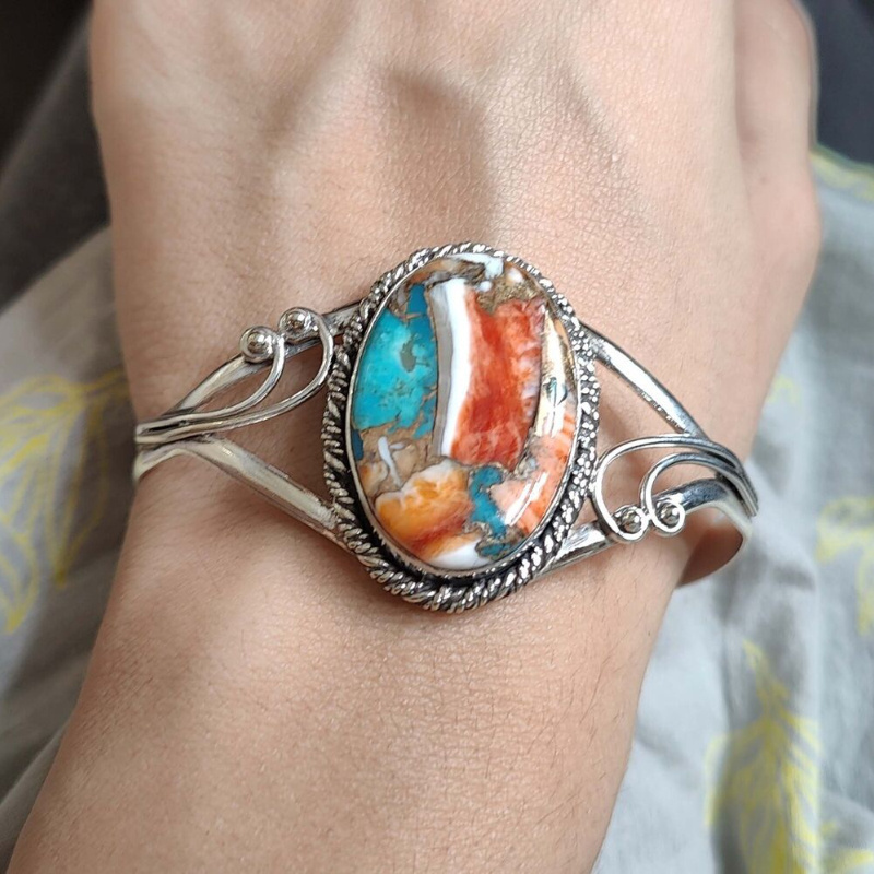 

(random Main Stone Pattern) A Vintage And Fashionable Charm Turquoise Gorgeous Opening Bracelet Is Perfect For Anniversary Celebrations And Birthday Parties