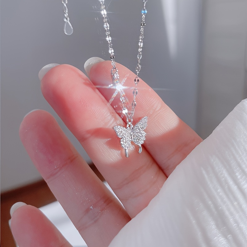 

1.8g/0.06oz Delicate Butterfly Pendant Necklace - Hypoallergenic S925 Sterling Silver Clavicle Chain Jewelry For Women - Perfect Gift For Any Occasion