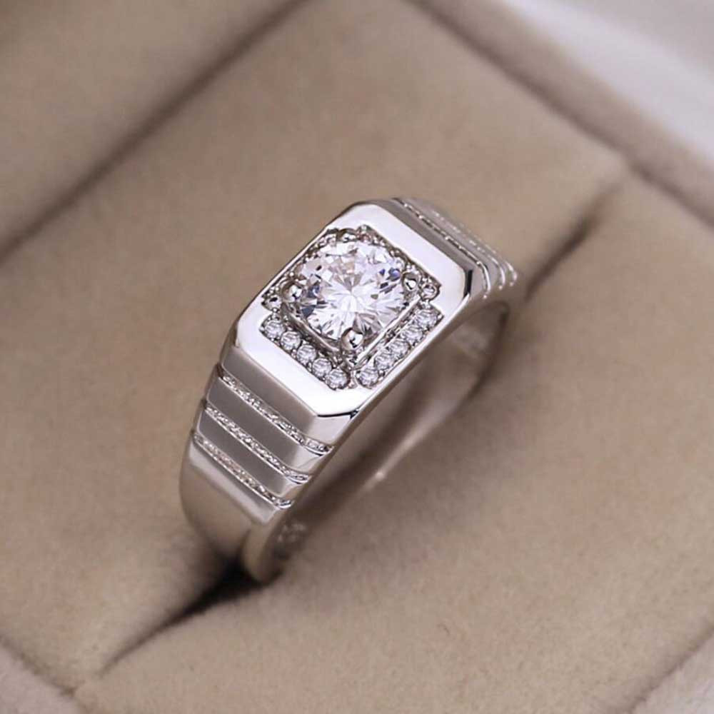 

1 Pcs Simple Men's Fashion Elegant Zircon Crystal Striped Engagement Wedding Ring