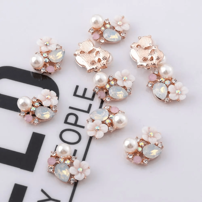 

Alloy Floral And Faux Pearl Embellishments, 4 Piece Set, Rhinestone Inlay Shell Resin Flower Components For Diy Jewelry And Apparel Accessories