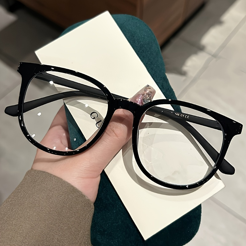 

Vintage Chic Square Frame Glasses - Clear Lens, Fashionable Computer Eyewear For Women And Men - Stylish Spectacles For Everyday Use