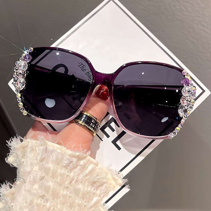 

Polarizing Lens Fashion Glasses Rhinestone -encrusted Advanced Casual Rhinestone Driving Fashion Glasses.