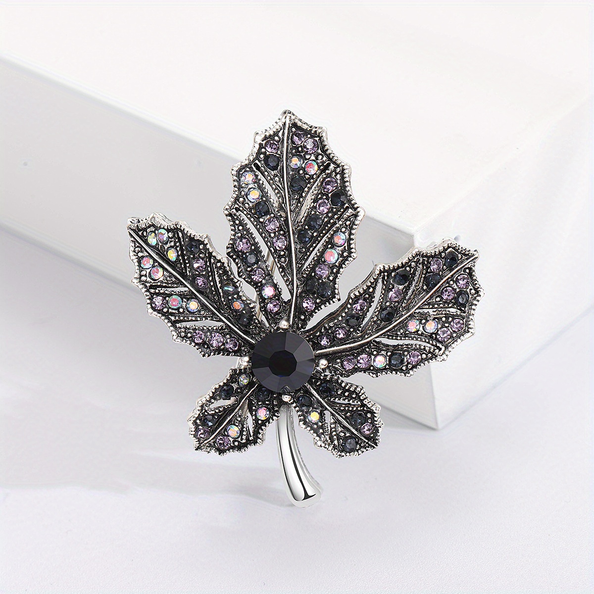 Fashion trend leaf 2024 Brooch