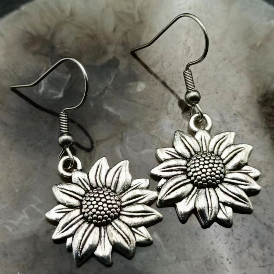 

-chic Vintage Silvery Sunflower Dangle Earrings - Alloy, Featherless, & Vacation Wear, Ideal Easter Gift