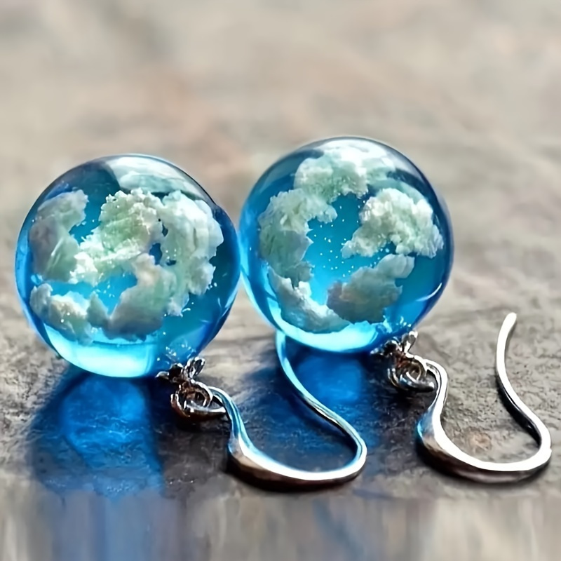 1 Pair Fashionable And White Cloud Resin Earrings - Unique Ball Shape Design For Women