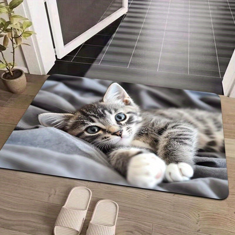 

Tapis Polyvalent avec Design de Chat sur Lit - Pour Salle de Jeux, Salle de Bain, Cuisine & de Vie - Tapis en Polyester Lavable en Machine avec Support Antidérapant en PVC