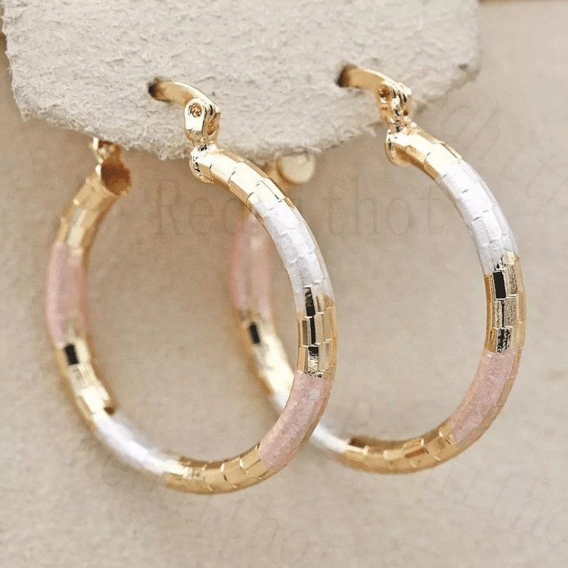 

Elegant Hoop Earrings For Women - Chic Style With Pink And Golden , Zinc Alloy, & Gifting, Ideal Christmas Jewelry, Novelty Earrings