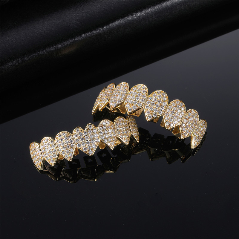 

2pcs/set, Cool 18k Gold Plated Heart Tooth Grill For Men, Cubic Zirconia Top And Bottom Vampire Tooth Grill