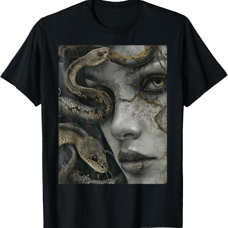 

Medusa Greek Mythology Occult Scary Dark Grunge Art T-shirt