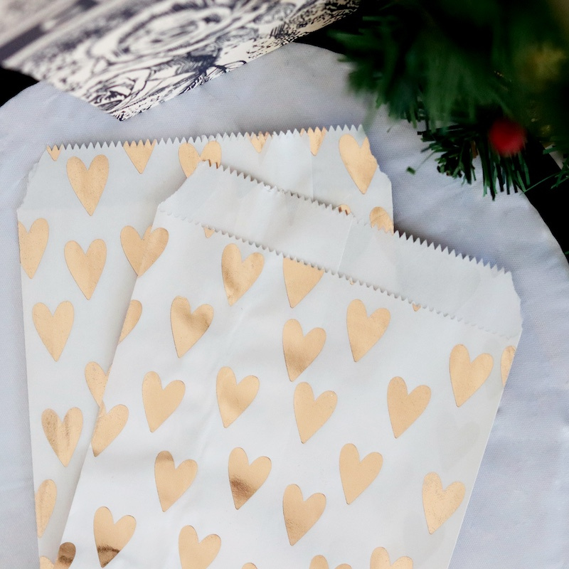 Image of 25pcs 13x18cm Christmas Tree For Party Favor Bags, Metallic Gift Bags For Party, Wedding, And Birthday Celebrations