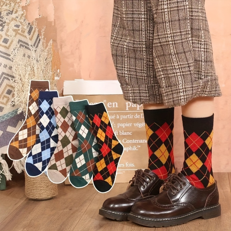 

5 Pairs Of Retro Style Literary Mid-calf Socks Lattice Fashion Socks Autumn And Winter Women's Socks