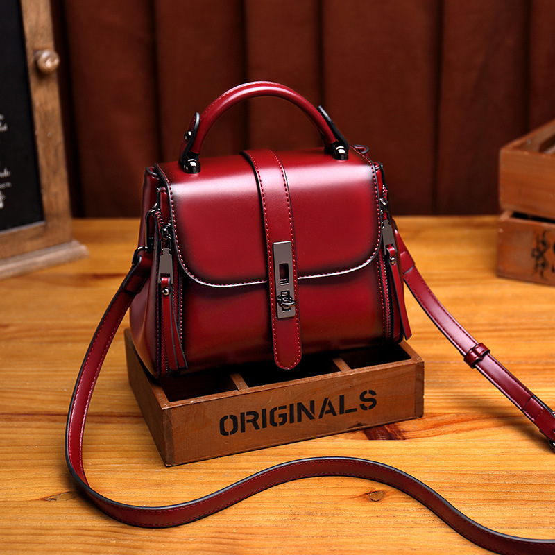 

New Stylish Vintage Crossbody Bag For Women, And Fashionable, Suitable For Hand Or Shoulder Carry.