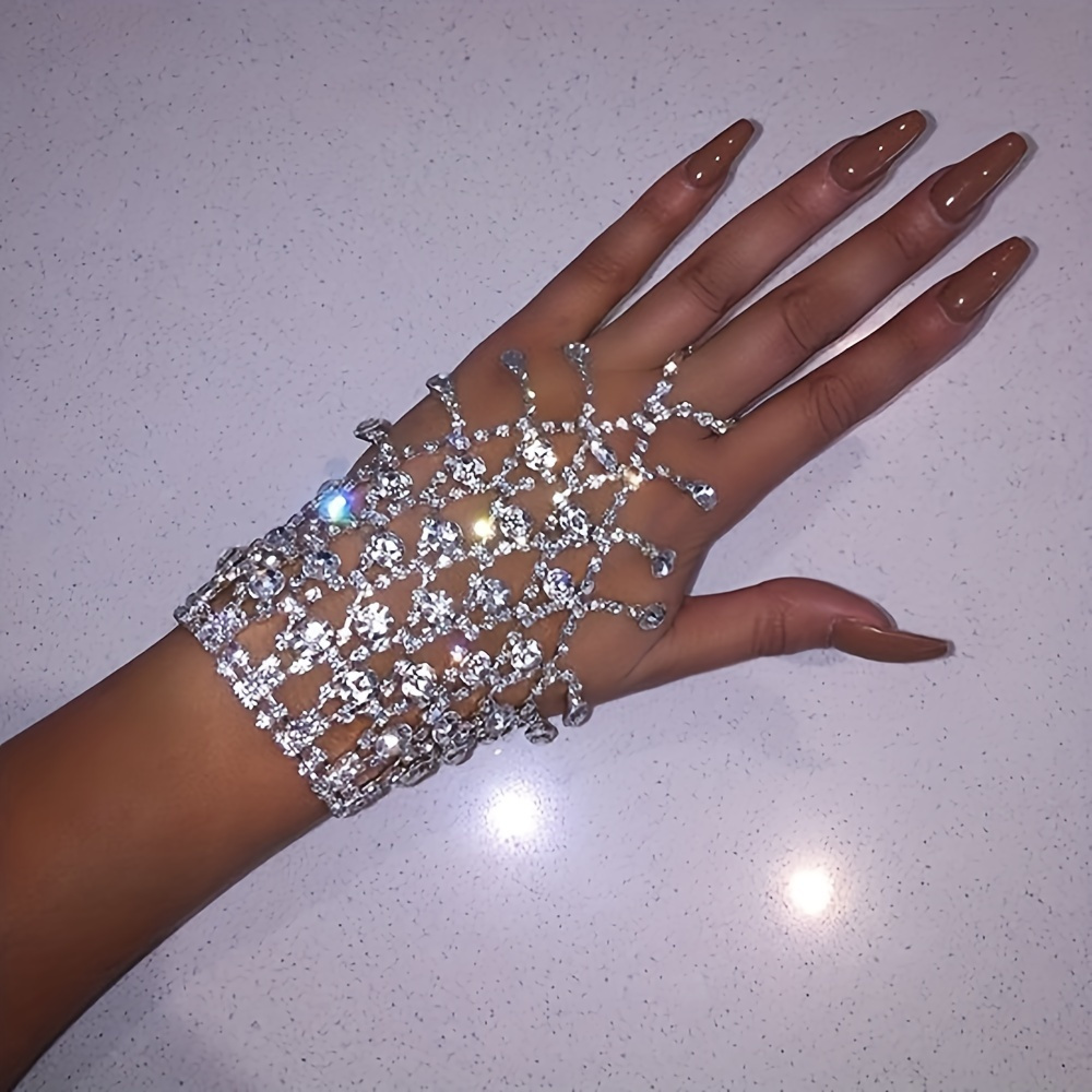 

Glitter Personality Tassel Zirconia Creative Finger Chain Bracelet Banquet Fine Jewelry For Ladies