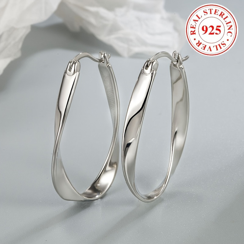 

1 Pair Of S925 Sterling Silvery Earrings -4.8g/ 0.17oz- Hypoallergenic S925 Sterling Silvery Hoop Earrings - For Women Wearing Twist Designs For And Party Wear, Ideal For Romantic Ear Decora