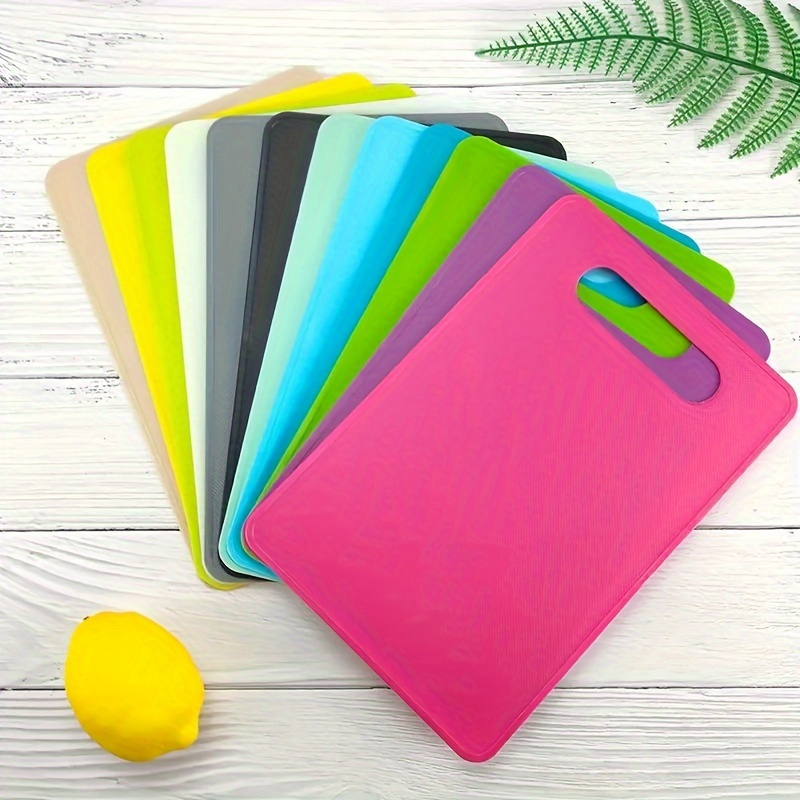 

1pc Double-sided Cutting Board, Household Plastic And Vegetable Cutting Board, Kitchen Supplies (random Color)