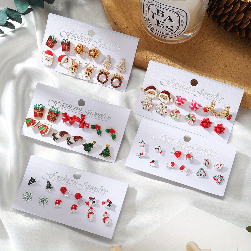 

30 Pairs Christmas Stud Earrings Set Cute Cartoon Style Enamel Christmas Earrings Simple Design Christmas Tree Snowman Design Ear Ornament Delicate Female Christmas Gift