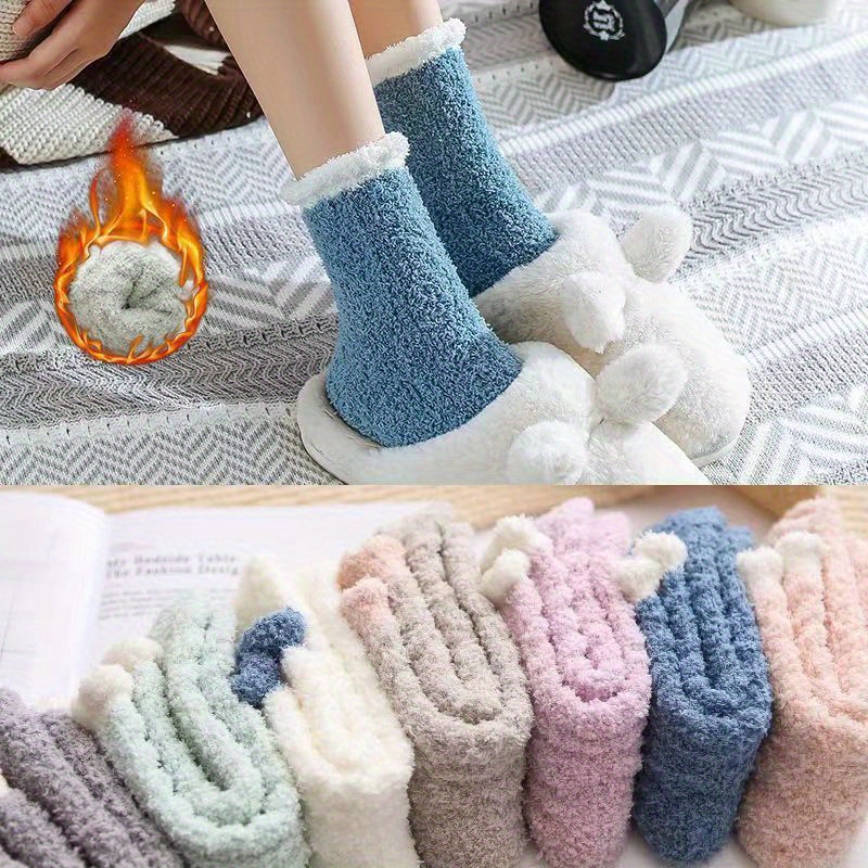 

5 Pairs Of Coral Fleece Crew Socks, Soft And Warm Socks Suitable For Autumn And Winter, Women's Tights And Socks.