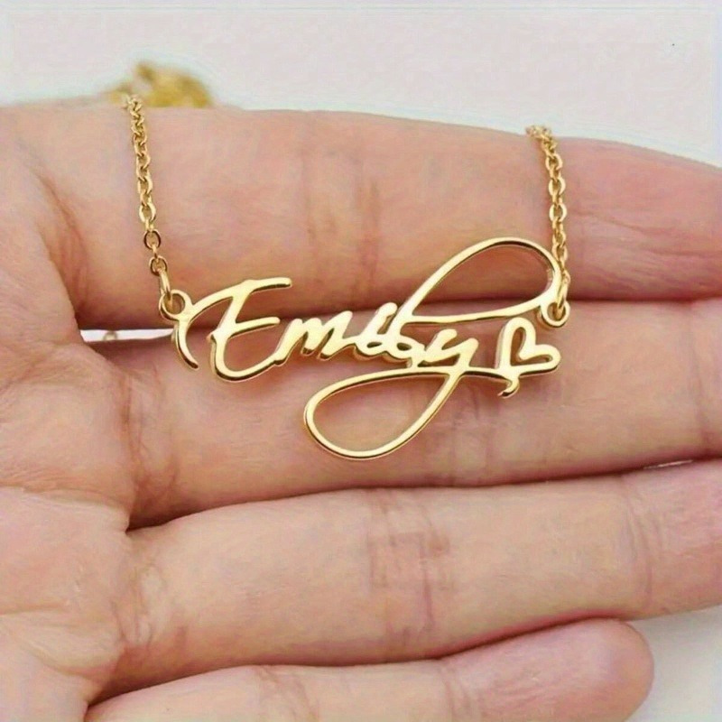 Women's Stylish Heart-Shaped Personalized Necklace