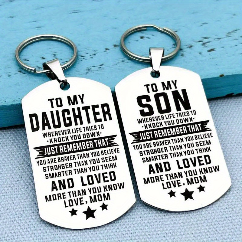 

2pcs/ Set Son Daughter Family Keychain From Dad Mom Pendant Vintage Stainless Steel Bag Keyring Ornament Bag Purse Charm Accessories