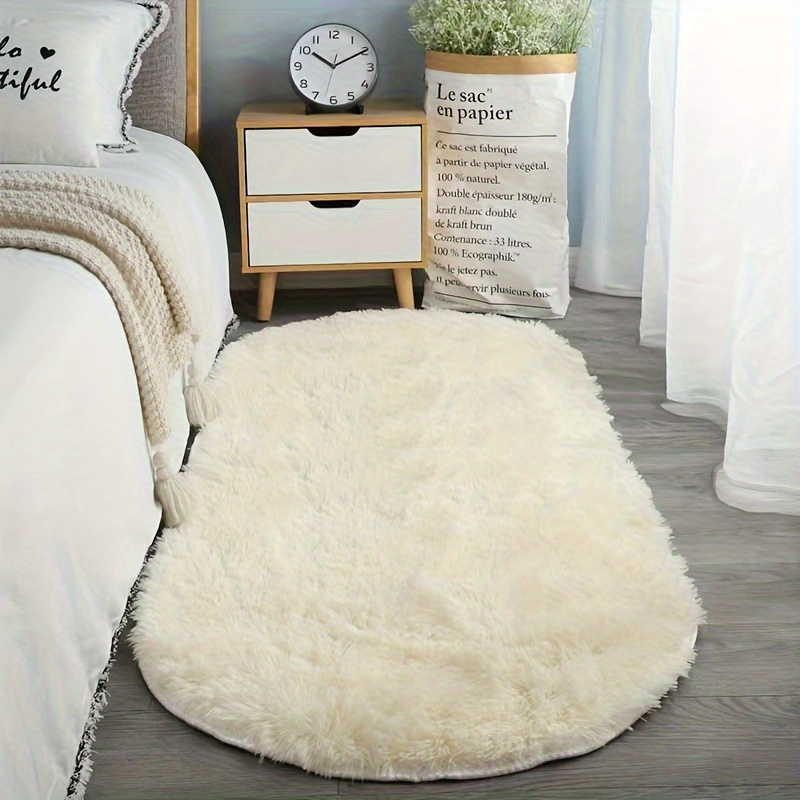 luxurious light     fur area mat ultra soft non slip polyester mat for bedroom living room and hotel decor hand washable plush multi functional mat details 3