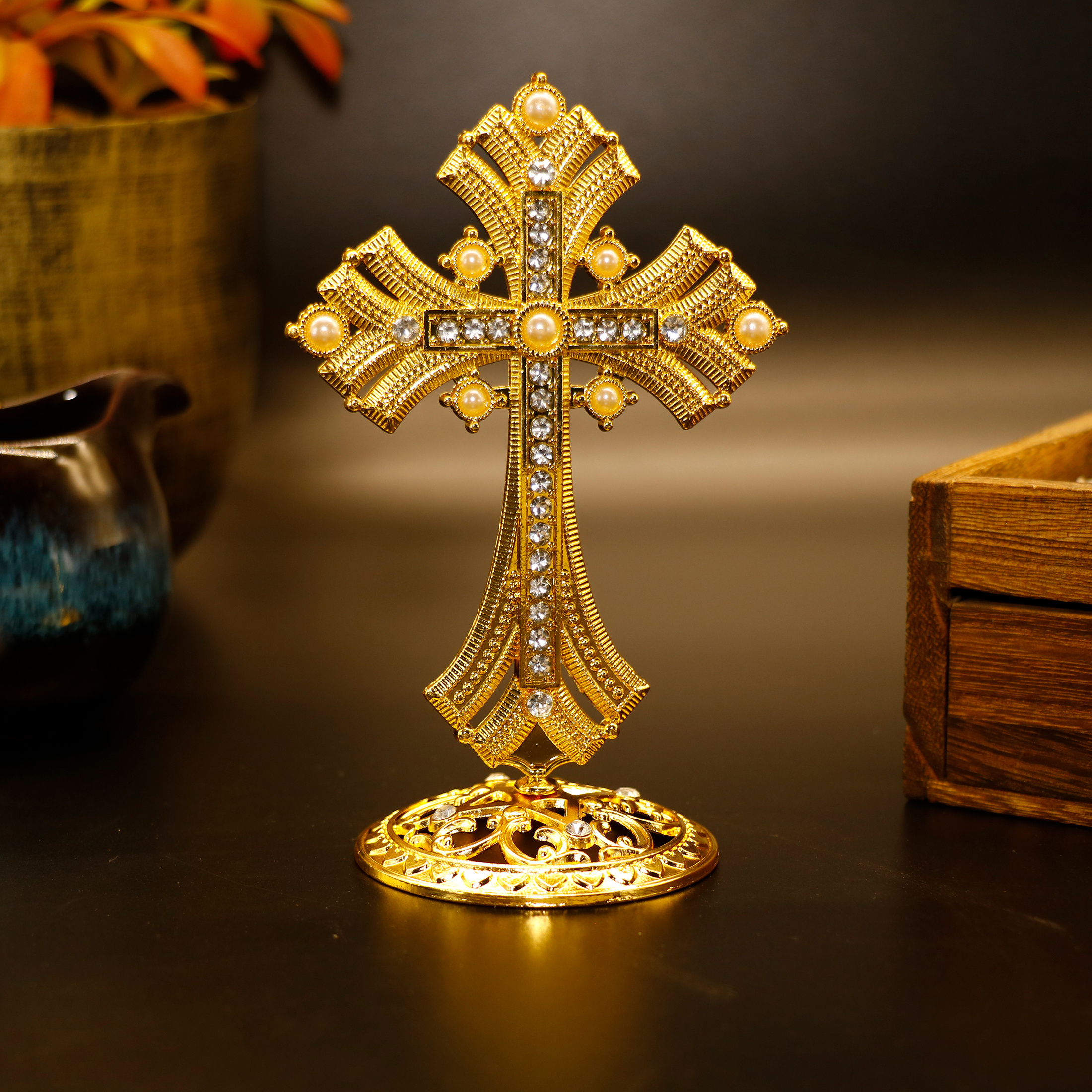 Image of 1pc Of Elegant Luxury Cross Made Of Alloy, Decorated With Diamond Inlays - A And , Perfect For Enhancing Your Home Altar, Religious Events, And Office Environments